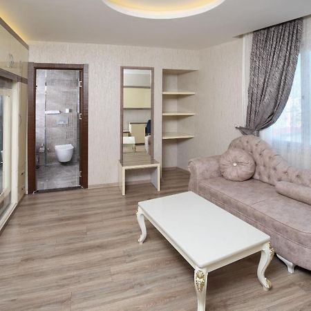 Adana Taskoeprue Hotel Ngoại thất bức ảnh