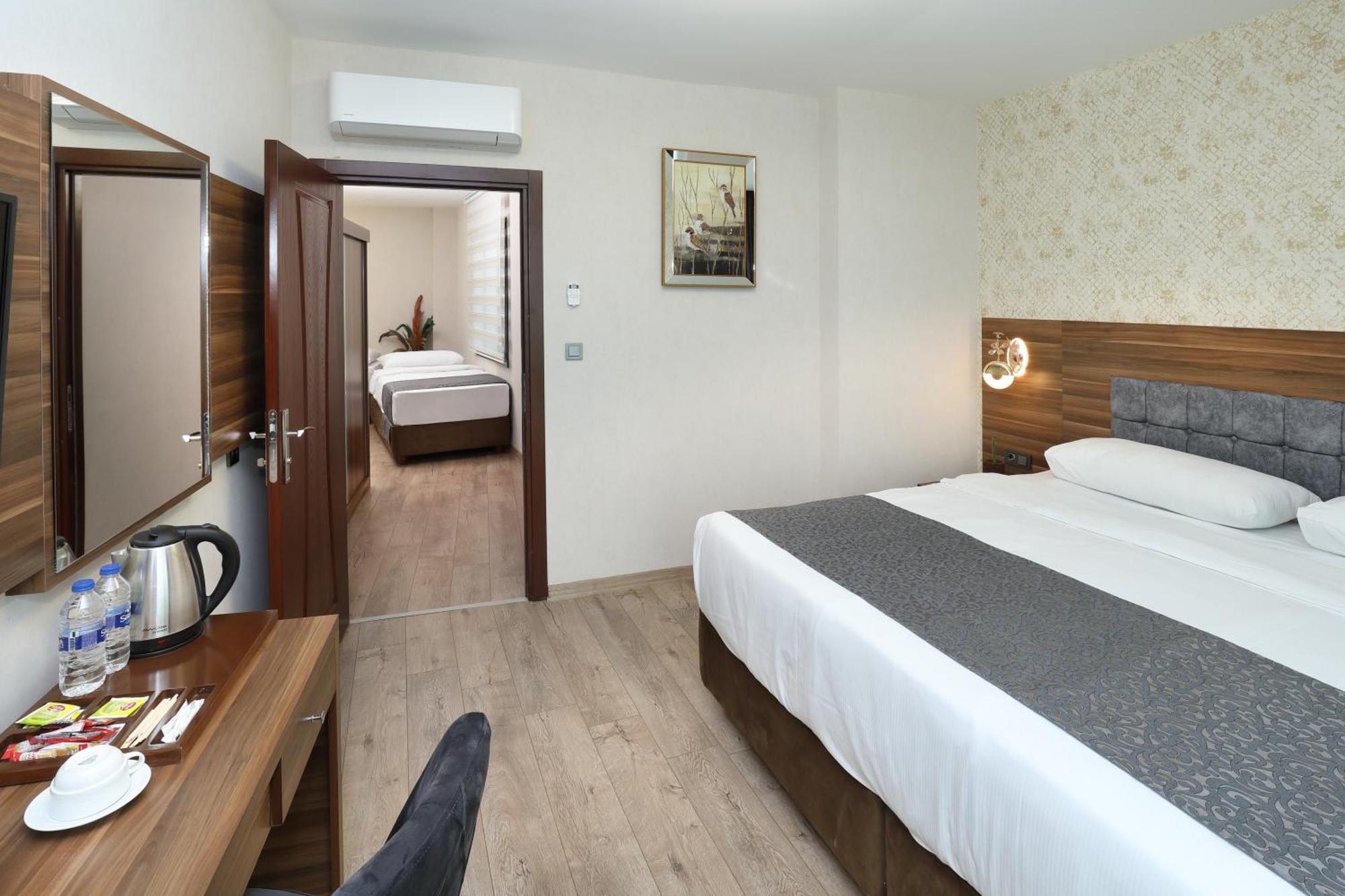 Adana Taskoeprue Hotel Ngoại thất bức ảnh