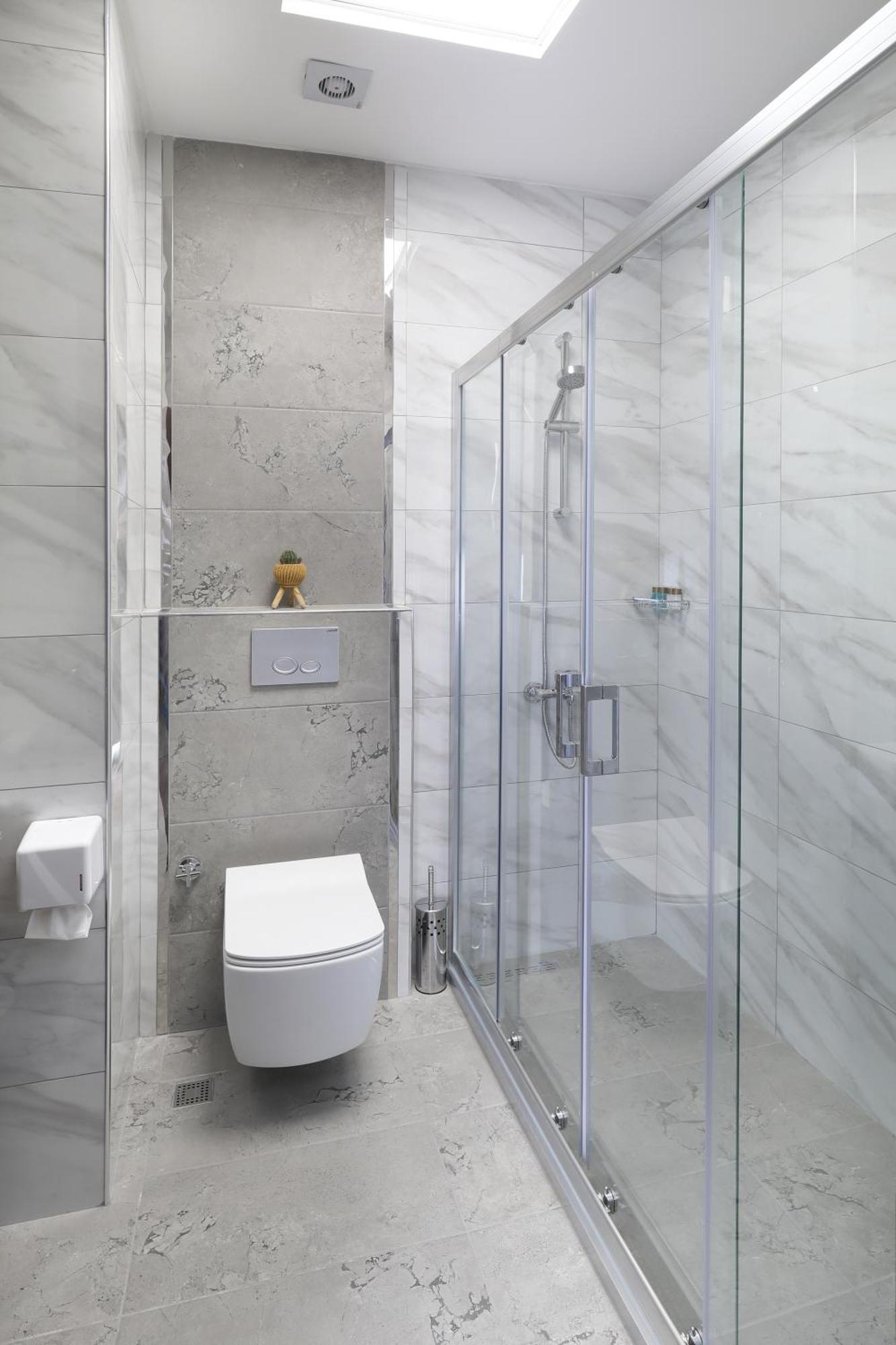 Adana Taskoeprue Hotel Ngoại thất bức ảnh