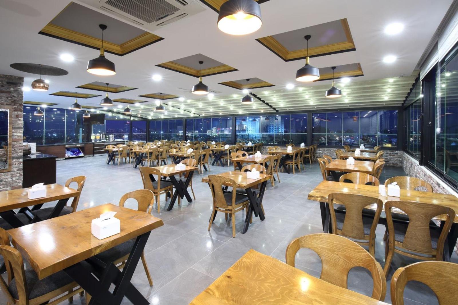 Adana Taskoeprue Hotel Ngoại thất bức ảnh